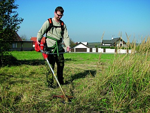 Motorová kosa - křovinořez Oleo-Mac (MOUNTFIELD)